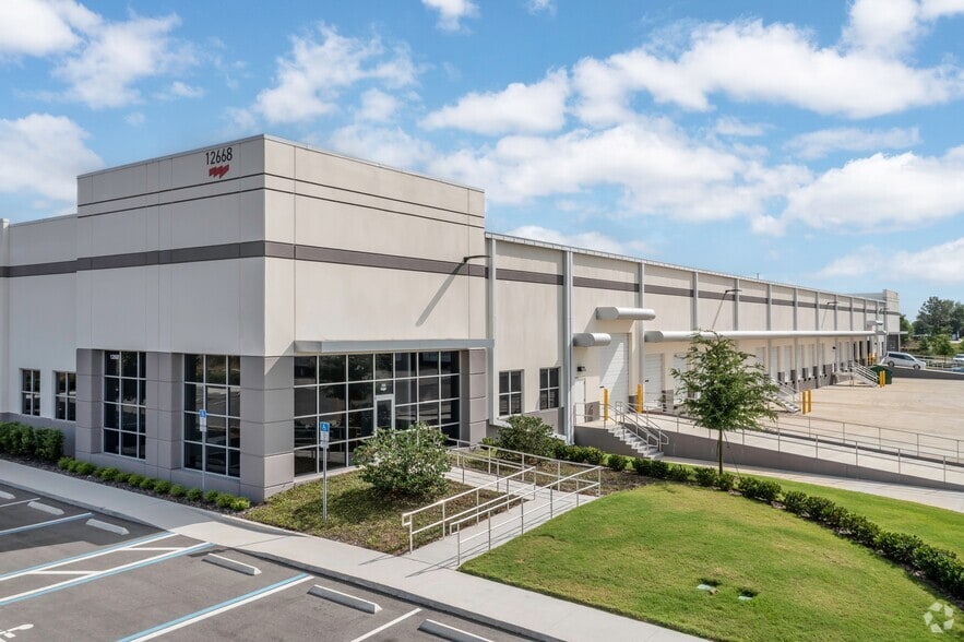 12668 Hancock Rd, Clermont, FL à louer - Photo du bâtiment - Image 2 de 8