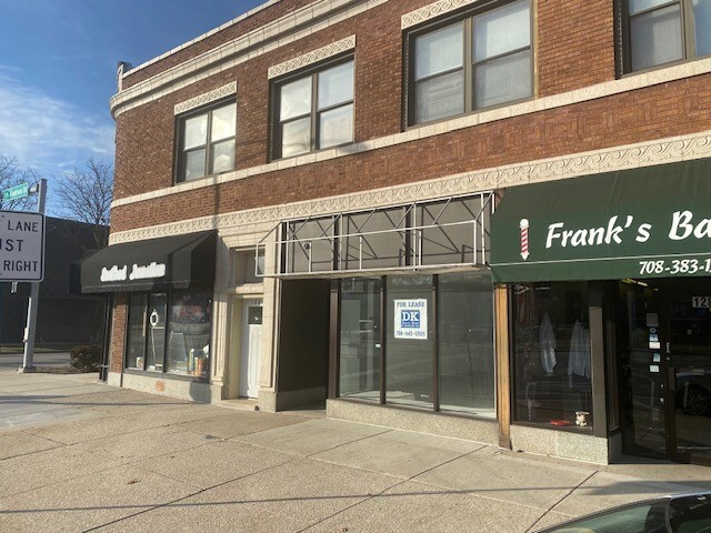 130-134 Madison St, Oak Park, IL for lease - Building Photo - Image 1 of 4