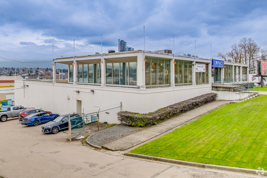 3695 Grandview Hwy, Vancouver, BC à vendre - Photo du bâtiment - Image 2 de 3