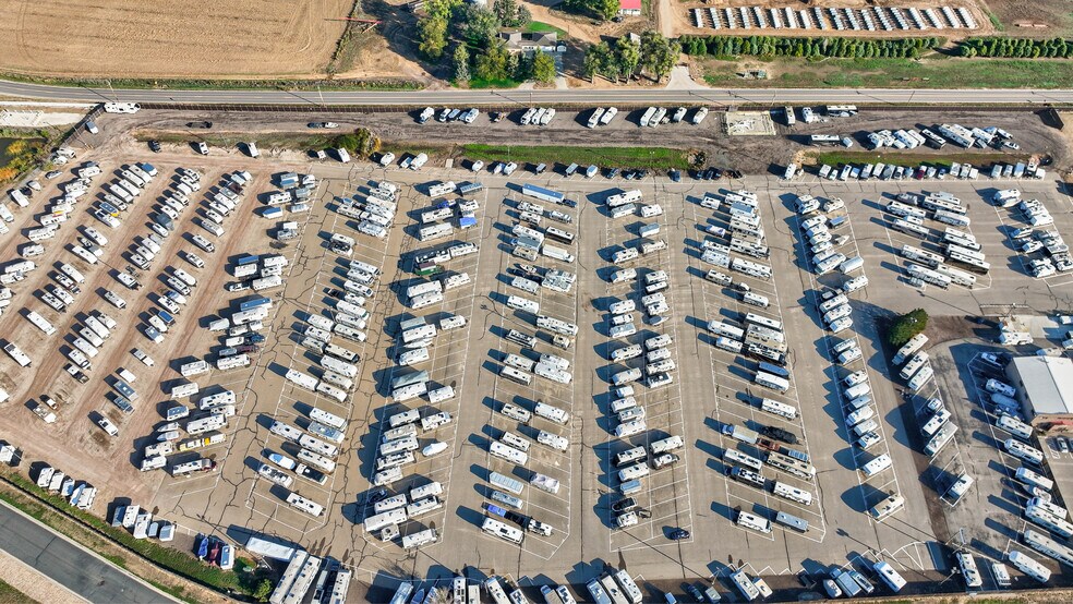 4070-4075 Camelot Cir, Longmont, CO à louer - Photo du bâtiment - Image 2 de 6