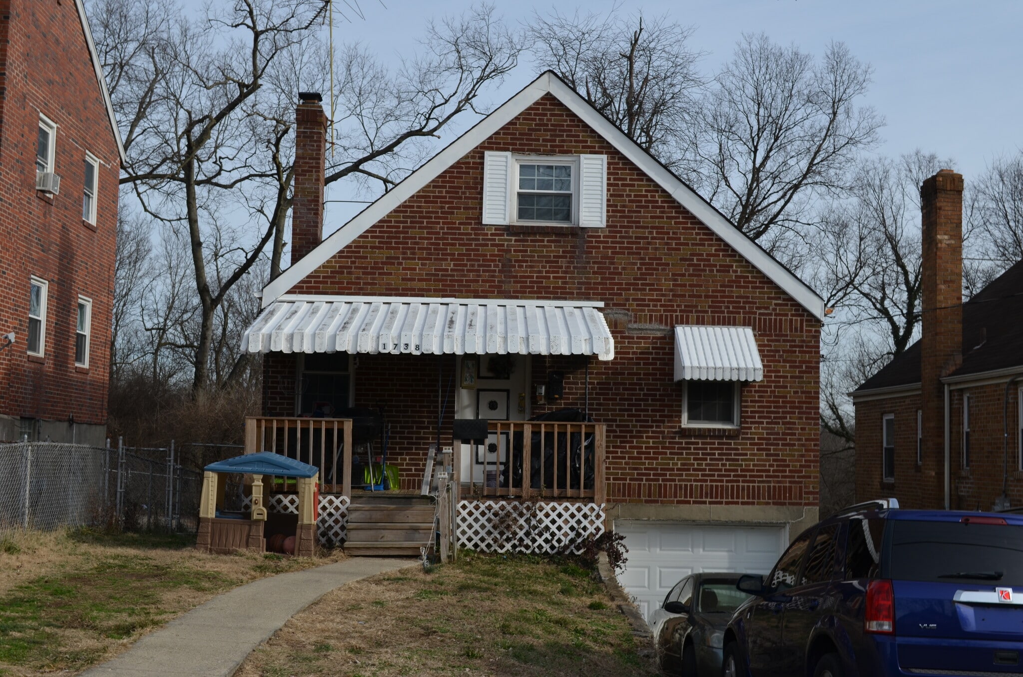 1738 Wyoming Ave, Cincinnati, OH for sale Primary Photo- Image 1 of 2