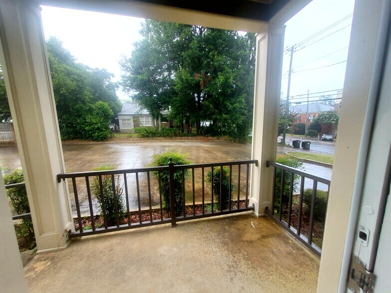 2306 11th St, Tuscaloosa, AL à louer - Photo intérieure - Image 3 de 3