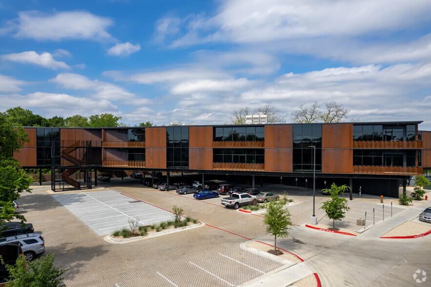 1141 Shady Ln, Austin, TX for lease - Building Photo - Image 3 of 12