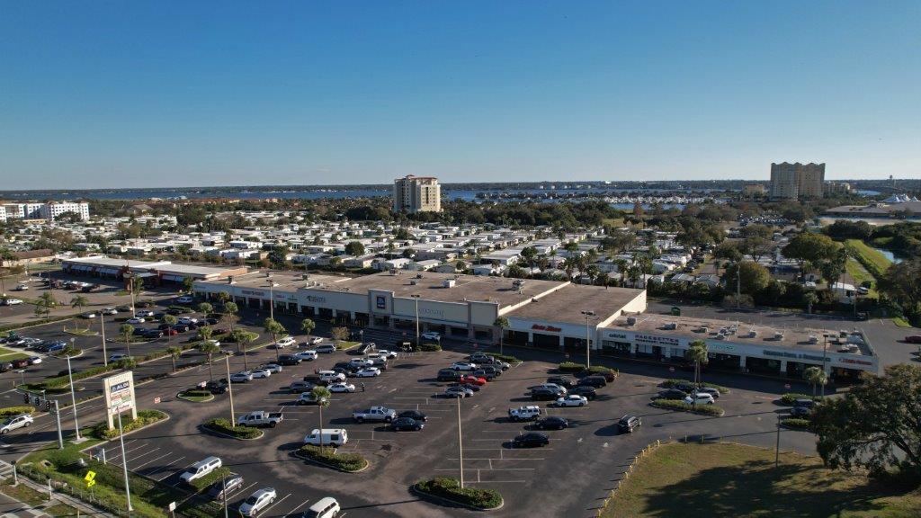 573 10th St E, Palmetto, FL for lease Building Photo- Image 1 of 4