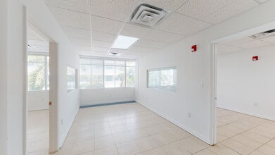 235 Lincoln Rd, Miami Beach, FL for lease Matterport 3D Scan- Image 2 of 11