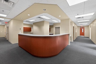 10475 Centurion Pky, Jacksonville, FL for lease Interior Photo- Image 1 of 14