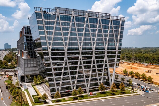 Plus de détails pour 1900 Reston Metro Plz, Reston, VA - Coworking à louer