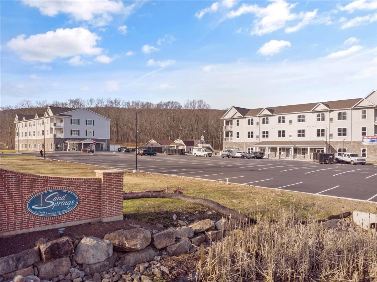 244 Sand Springs Dr, Drums, PA for lease Primary Photo- Image 1 of 6