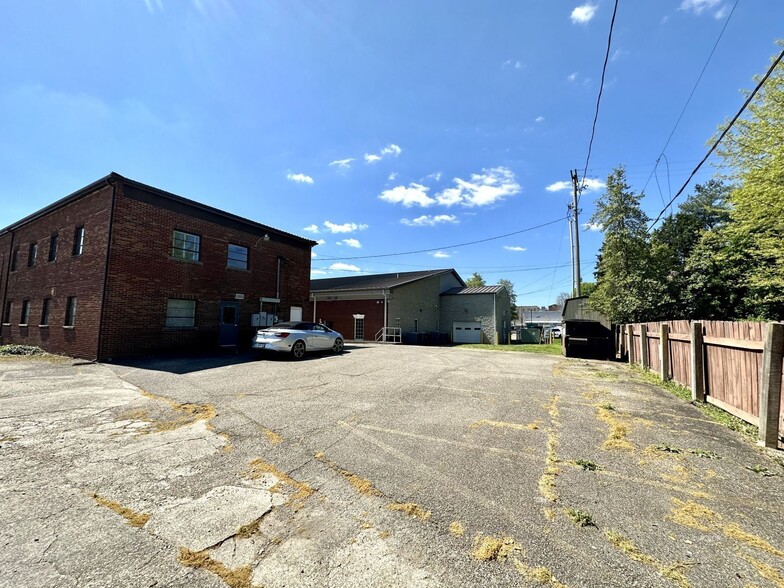 530 2nd Ave, Gallipolis, OH for sale - Building Photo - Image 3 of 24