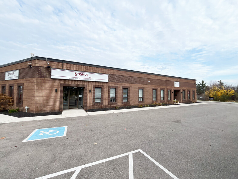 2170 Speers Rd, Oakville, ON for lease - Building Photo - Image 1 of 21