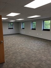 2304-2306 Berlin Tpke, Newington, CT for lease Interior Photo- Image 2 of 5