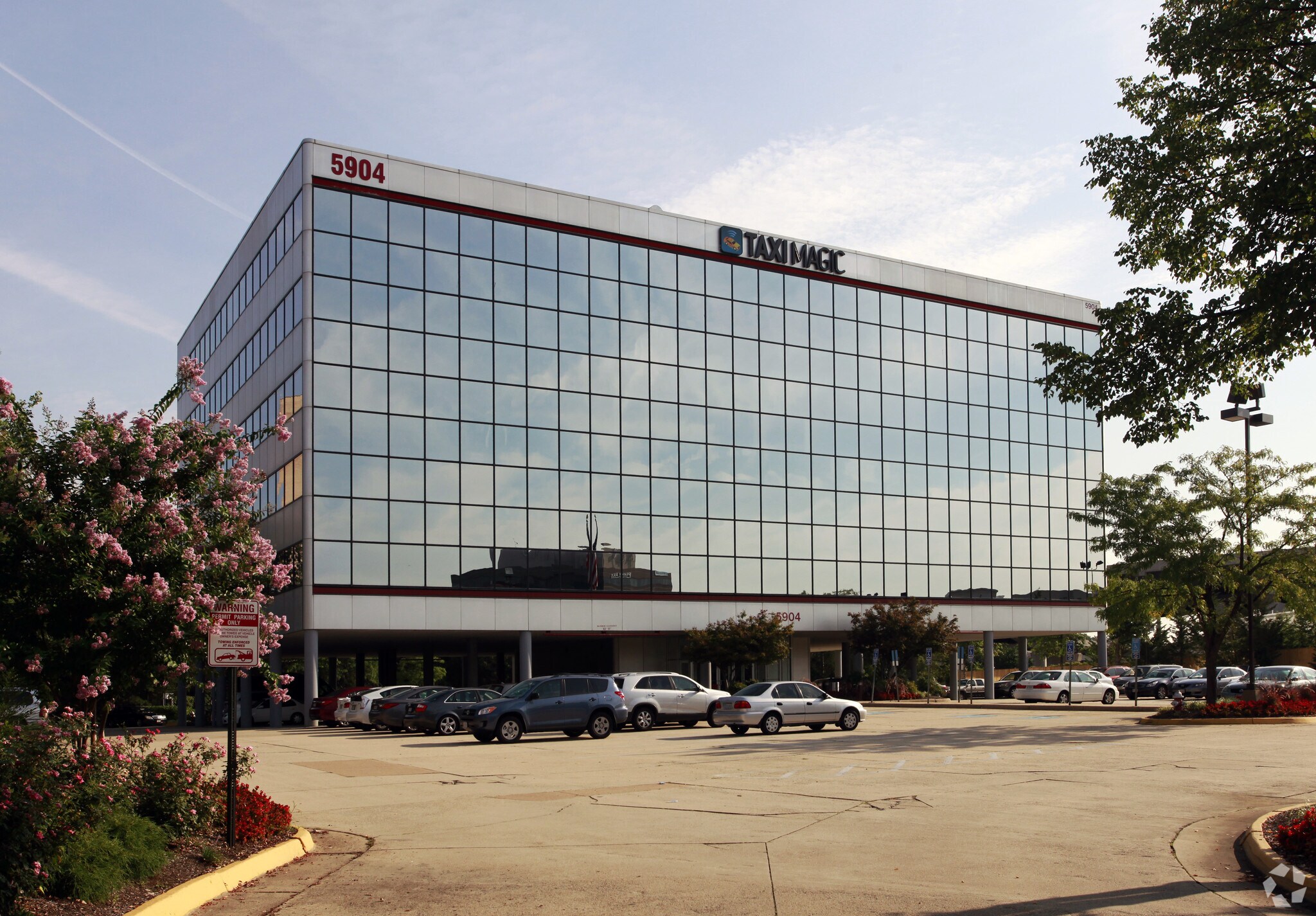 5904 Richmond Hwy, Alexandria, VA for lease Building Photo- Image 1 of 16