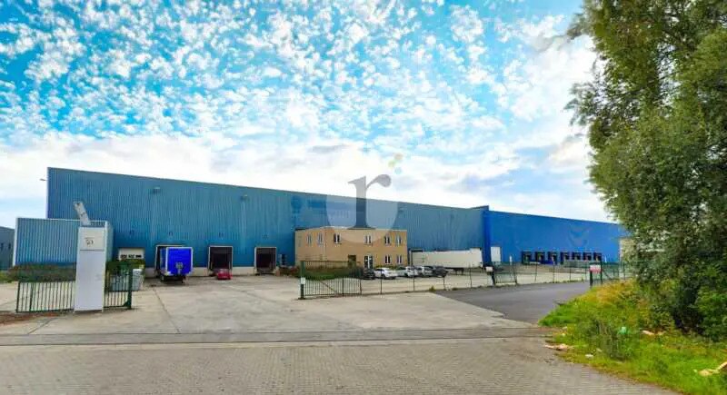 Bureau dans Roncq à louer - Photo du bâtiment - Image 2 de 4