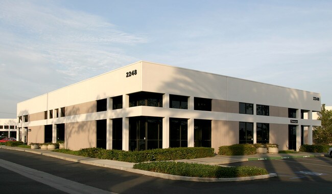 More details for 2248 Obispo Ave, Signal Hill, CA - Industrial for Lease