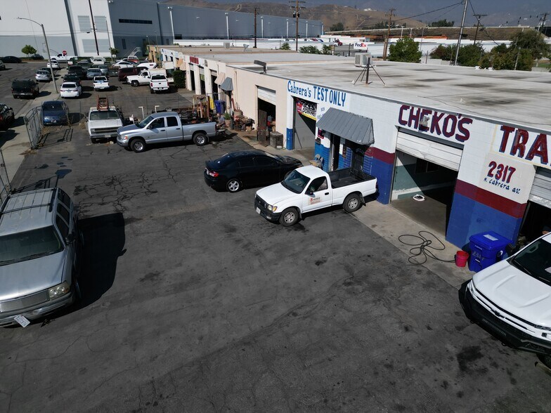 2317-2339 Cabrera Ave, San Bernardino, CA à vendre - Photo du bâtiment - Image 2 de 6