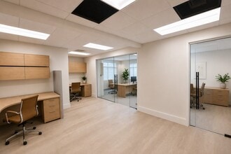 250 Royal Palm Way, Palm Beach, FL for lease Interior Photo- Image 1 of 2