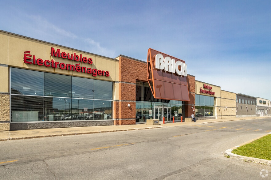 6801-6821 Boul Newman, Montréal, QC for lease - Building Photo - Image 2 of 13