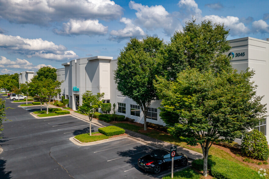 3045 Chastain Meadows Pky, Marietta, GA à vendre - Photo du bâtiment - Image 1 de 1