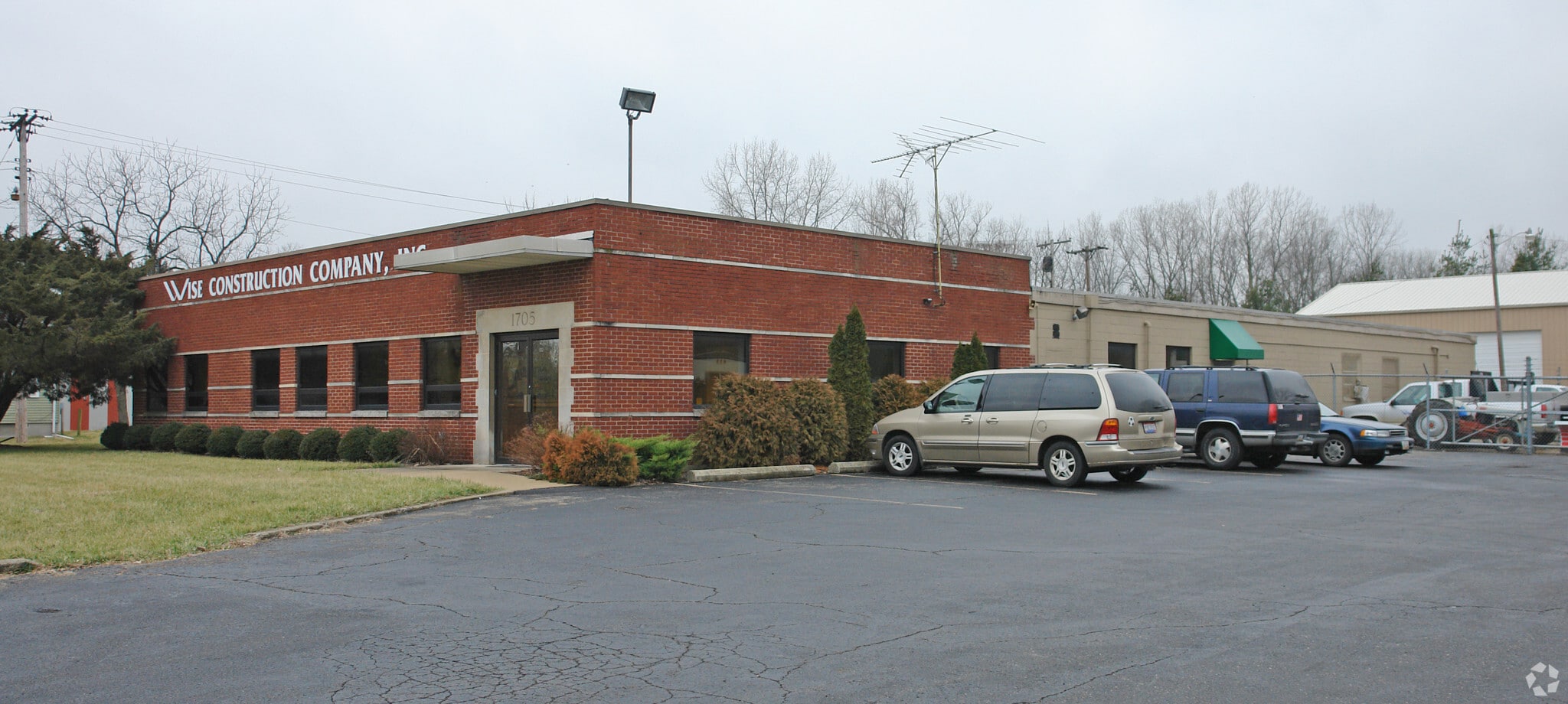 1705 Guenther Rd, Dayton, OH for sale Primary Photo- Image 1 of 17