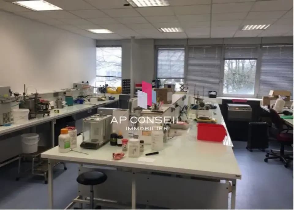 Flex dans Montigny-le-Bretonneux à louer Photo intérieure- Image 1 de 2