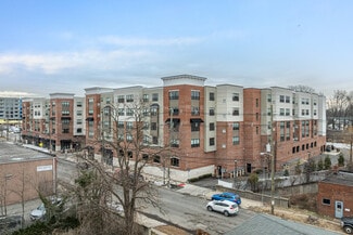 More details for 307 W Elizabeth Ave, Linden, NJ - Retail for Lease