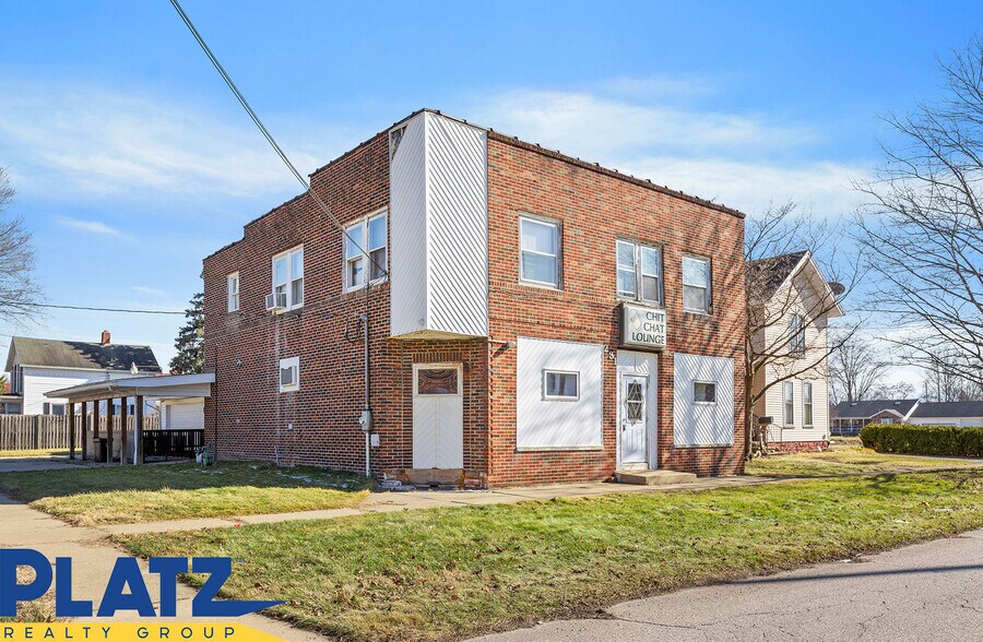 231 N Center St, Newton Falls, OH à vendre - Photo du bâtiment - Image 3 de 13
