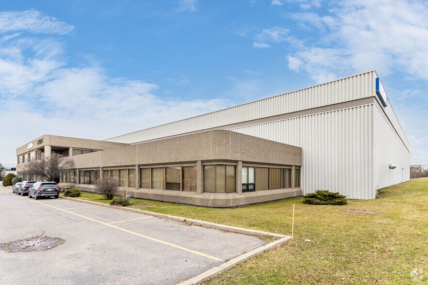2825 Rue Brabant-Marineau, Montréal, QC à louer - Photo du bâtiment - Image 3 de 4