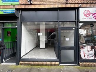 Plus de détails pour 64 Plymouth St, Swansea - Local commercial à louer