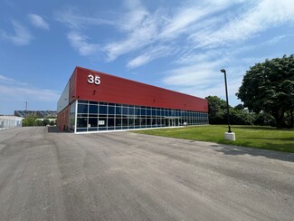 Plus de détails pour 35-37 Prince Andrew Pl, Toronto, ON - Industriel à louer