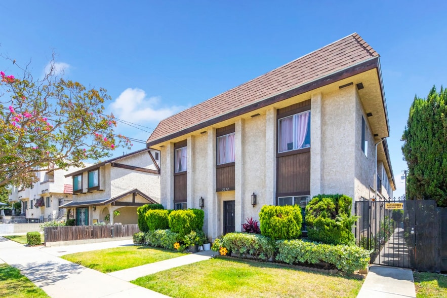 2212 Larch St, Alhambra, CA for sale - Building Photo - Image 1 of 10