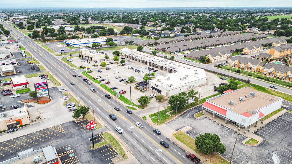 89th & S Western Ave, Oklahoma City, OK à louer - Aérien - Image 3 de 8