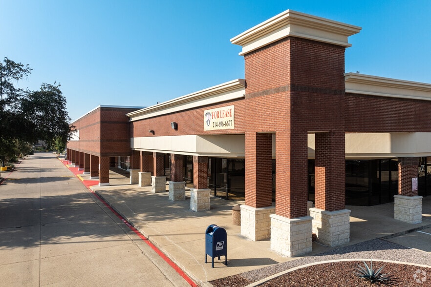 901 N Polk St, DeSoto, TX for lease - Building Photo - Image 3 of 34