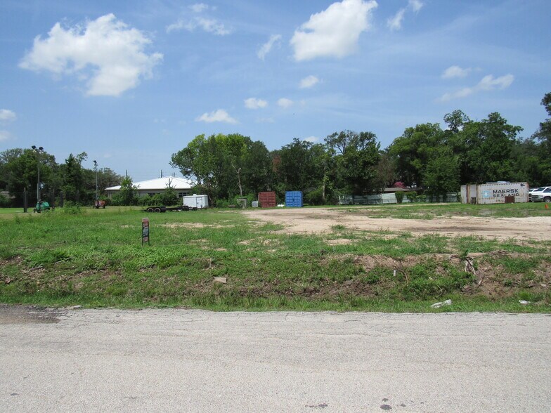 1001 Airline Dr, Katy, TX à vendre - Photo du bâtiment - Image 3 de 10