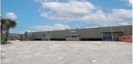 7860-7960 NW 76th Ave, Medley, FL for lease Building Photo- Image 1 of 2