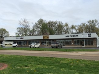 Plus de détails pour 2100 Maxwell Ave, Evansville, IN - Vente au détail à vendre