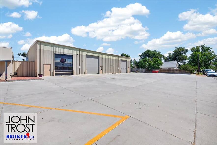 801 N Center St, Casper, WY for sale - Building Photo - Image 2 of 37