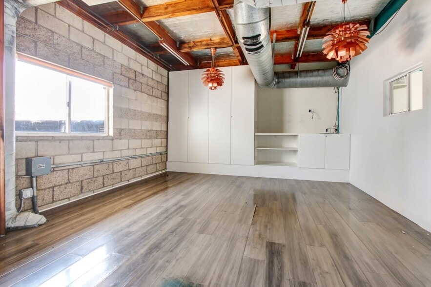 1855 Lincoln Blvd, Santa Monica, CA for lease - Interior Photo - Image 3 of 6