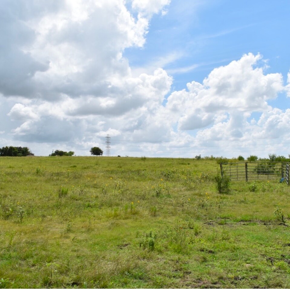 Melber, Manor, TX à vendre Photo principale- Image 1 de 5