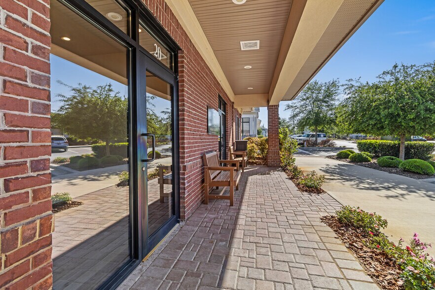 13598 W Newberry Rd, Newberry, FL à louer - Photo du bâtiment - Image 3 de 42