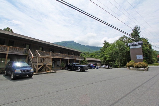 5170 NC Highway 105 S, Banner Elk, NC for sale Primary Photo- Image 1 of 1