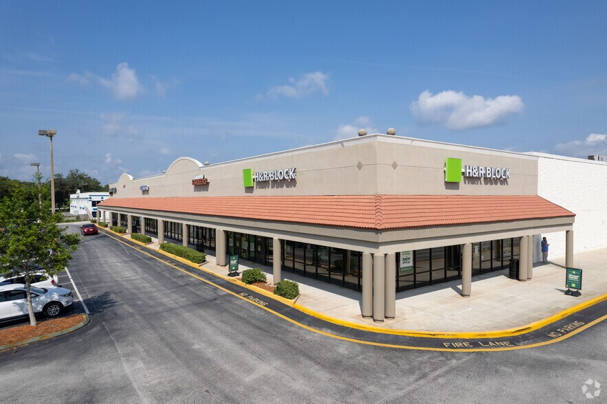 6001 Argyle Forest Blvd, Jacksonville, FL à louer - Photo du bâtiment - Image 3 de 6