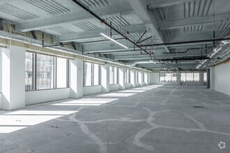 1300 SW Fifth Ave, Portland, OR à louer Photo intérieure- Image 2 de 4