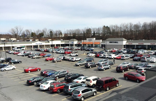 Plus de détails pour 1200 Ulster Ave, Kingston, NY - Bureau, Commerce de détail à louer