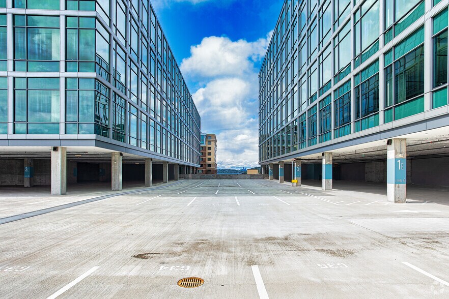 1101 Lake Washington Blvd N, Renton, WA à louer - Photo du bâtiment - Image 3 de 30