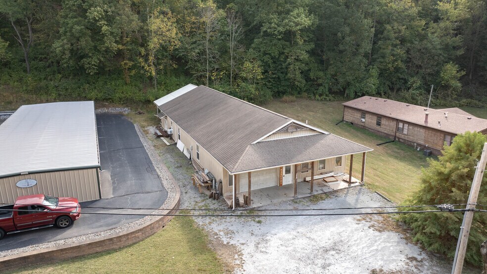 309 N Market St, Grafton, IL à vendre - Photo du bâtiment - Image 3 de 23