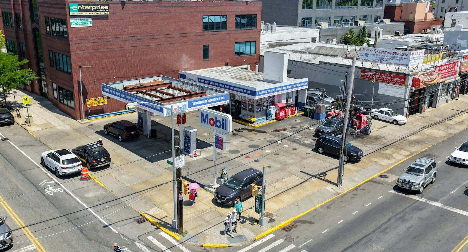 The Sunoco 14 - Gas Station Portfolio portefeuille de 13 propriétés à vendre sur LoopNet.ca Photo du bâtiment- Image 1 de 16