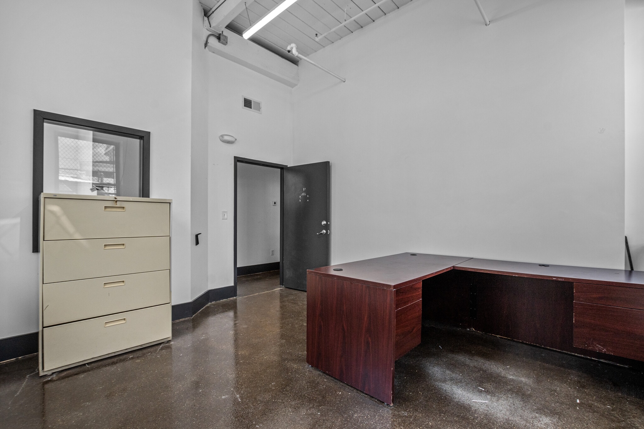 67 Maplewood St, Malden, MA for lease Interior Photo- Image 1 of 7