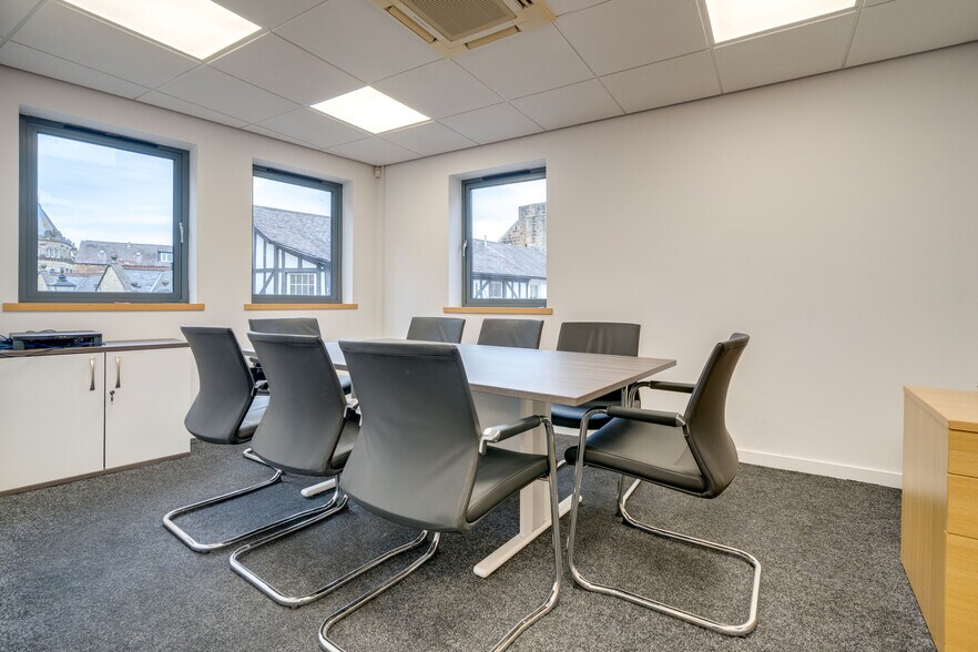 17 Albert St, Harrogate à vendre - Photo du bâtiment - Image 2 de 15