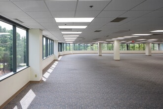 2828 Croasdaile Dr, Durham, NC for lease Interior Photo- Image 2 of 4