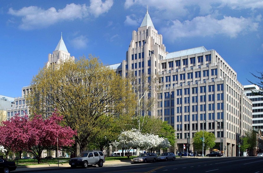 1301 K St NW, Washington, DC à louer - Photo du bâtiment - Image 2 de 33